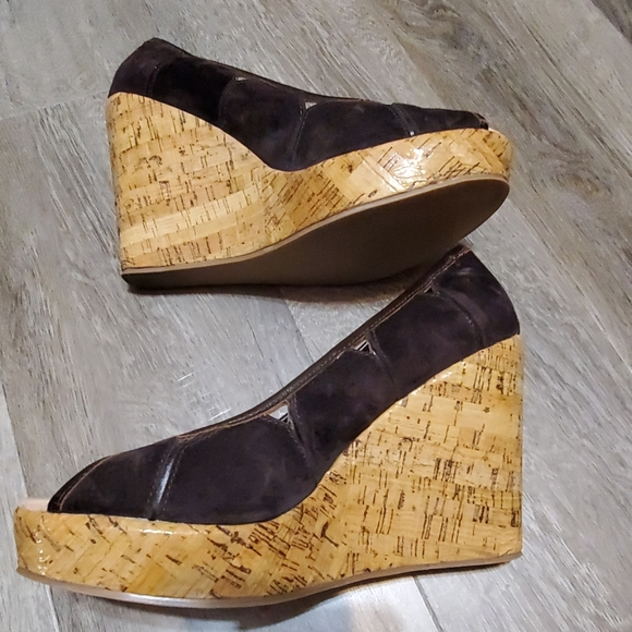 Faux suede wedge sandals - Picture 2 of 6